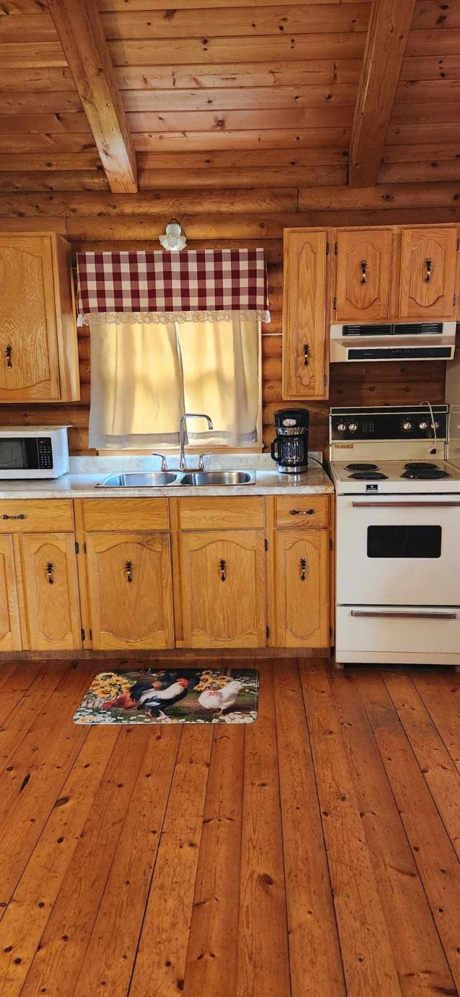 Cajun Cedar Log Cottages Margaree Forks Bagian luar foto