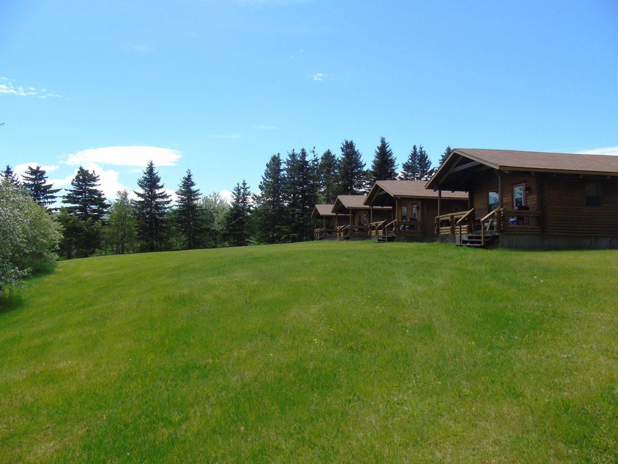 Cajun Cedar Log Cottages Margaree Forks Bagian luar foto